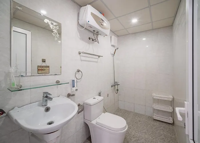 Three-bedroom House With Sea View Appartement Hạ Long