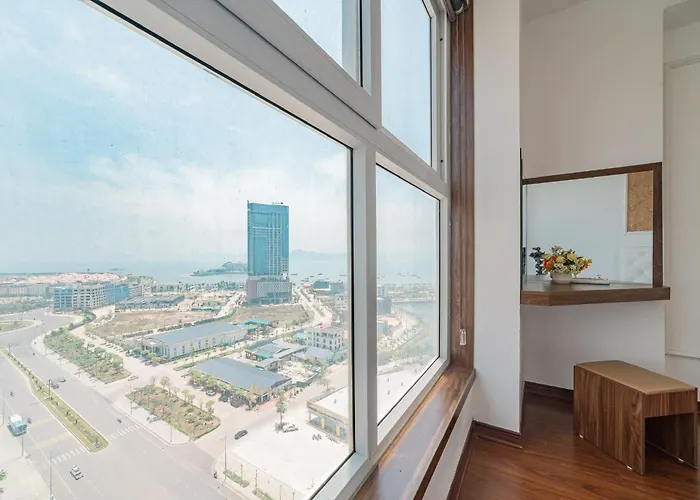 Three-bedroom House With Sea View * Hạ Long